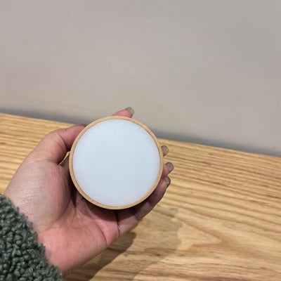 LED-Wandleuchte aus Holz 360° drehbar